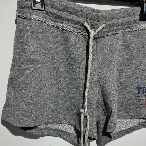 General Merchandise Women's Gray Detroit Tigers Athletic Shorts Small NWT - Picture 2 of 8
